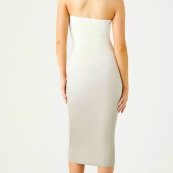 **NEVER WORN OMBRÉ DYE WASH DRESS - Picture 3 of 5